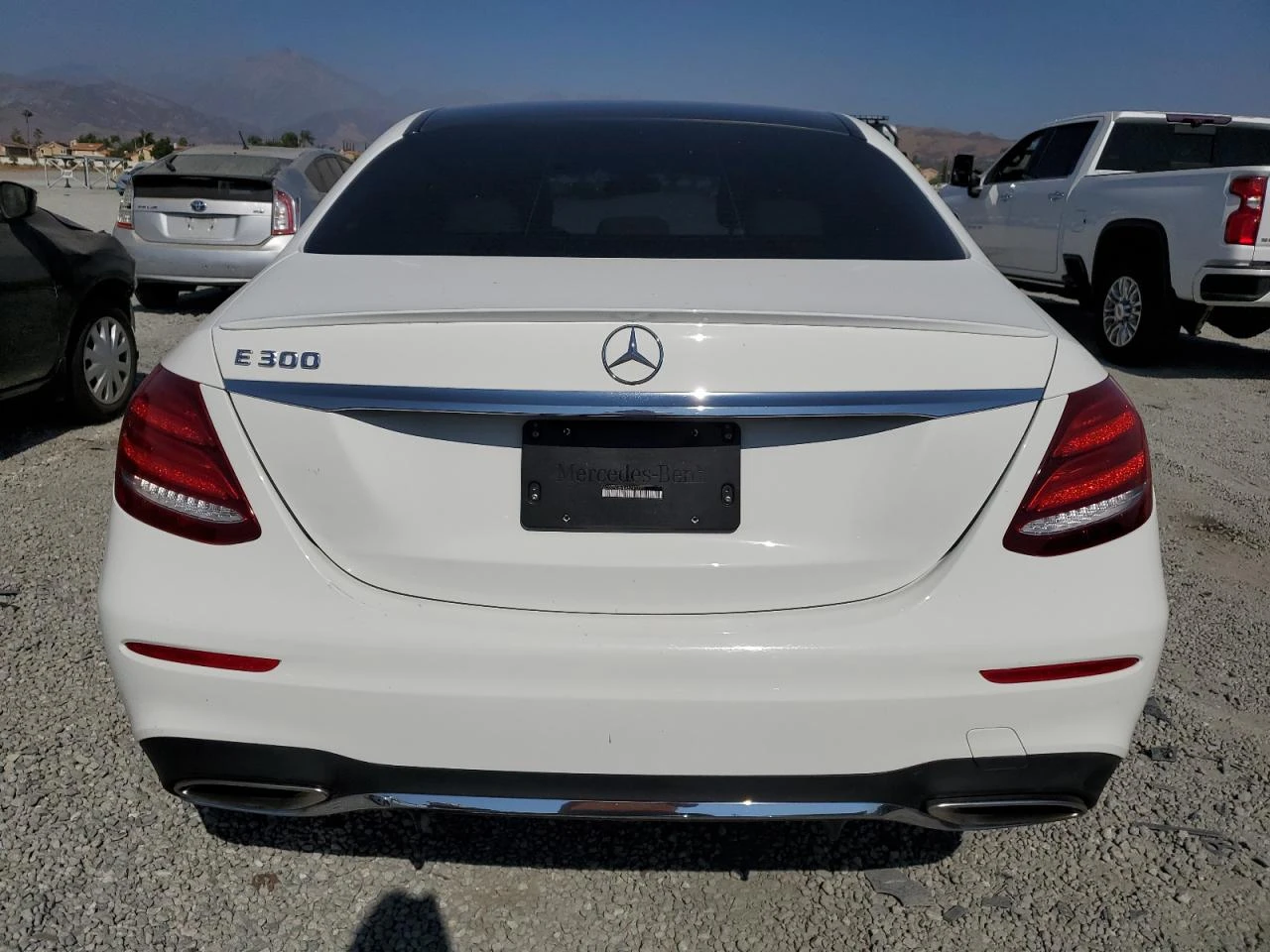 Mercedes-Benz E 300 AMG* BURMESTER* KEYLESS* АВТО КРЕДИТ - изображение 5