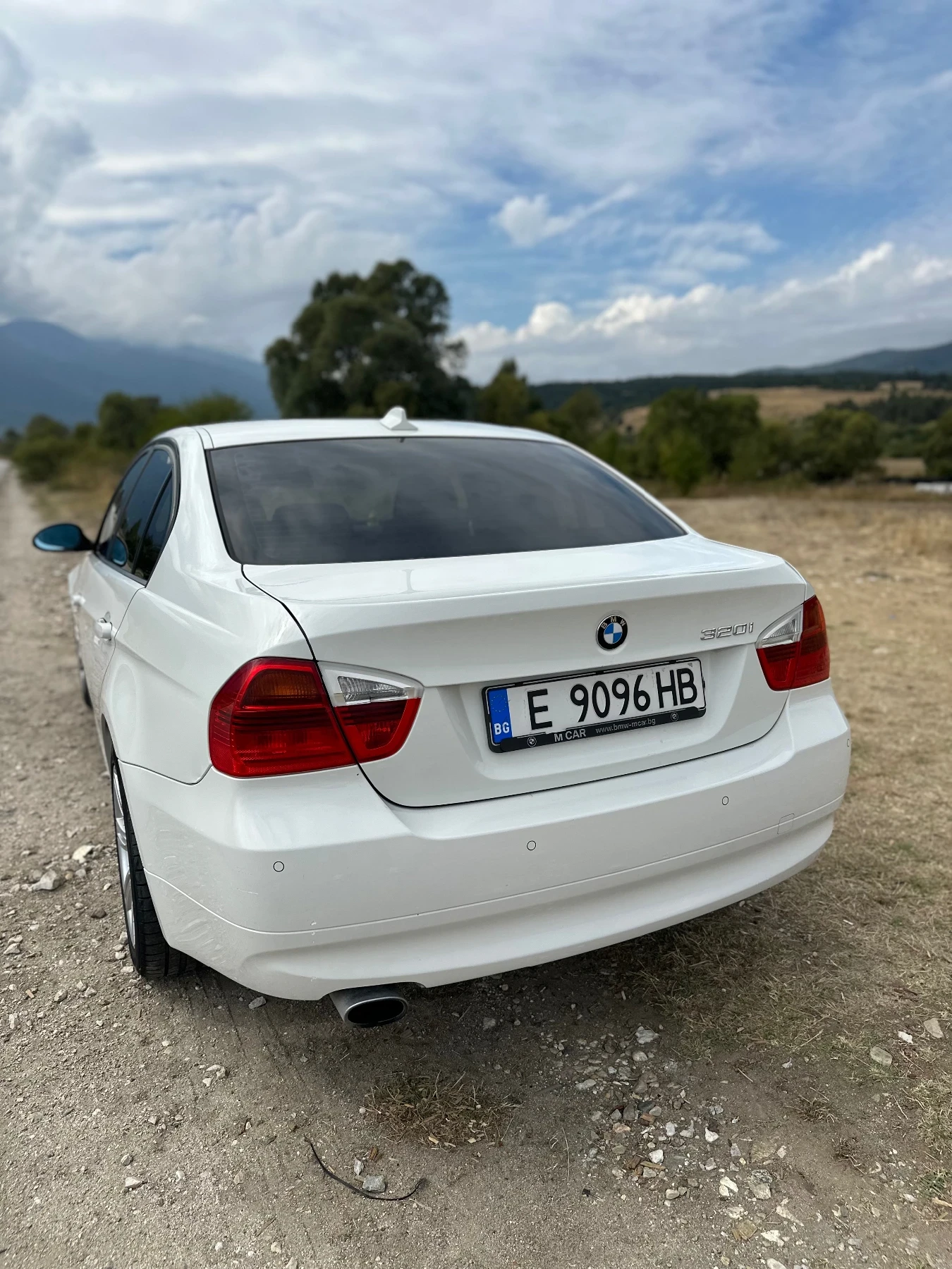 BMW 320 320i - изображение 5