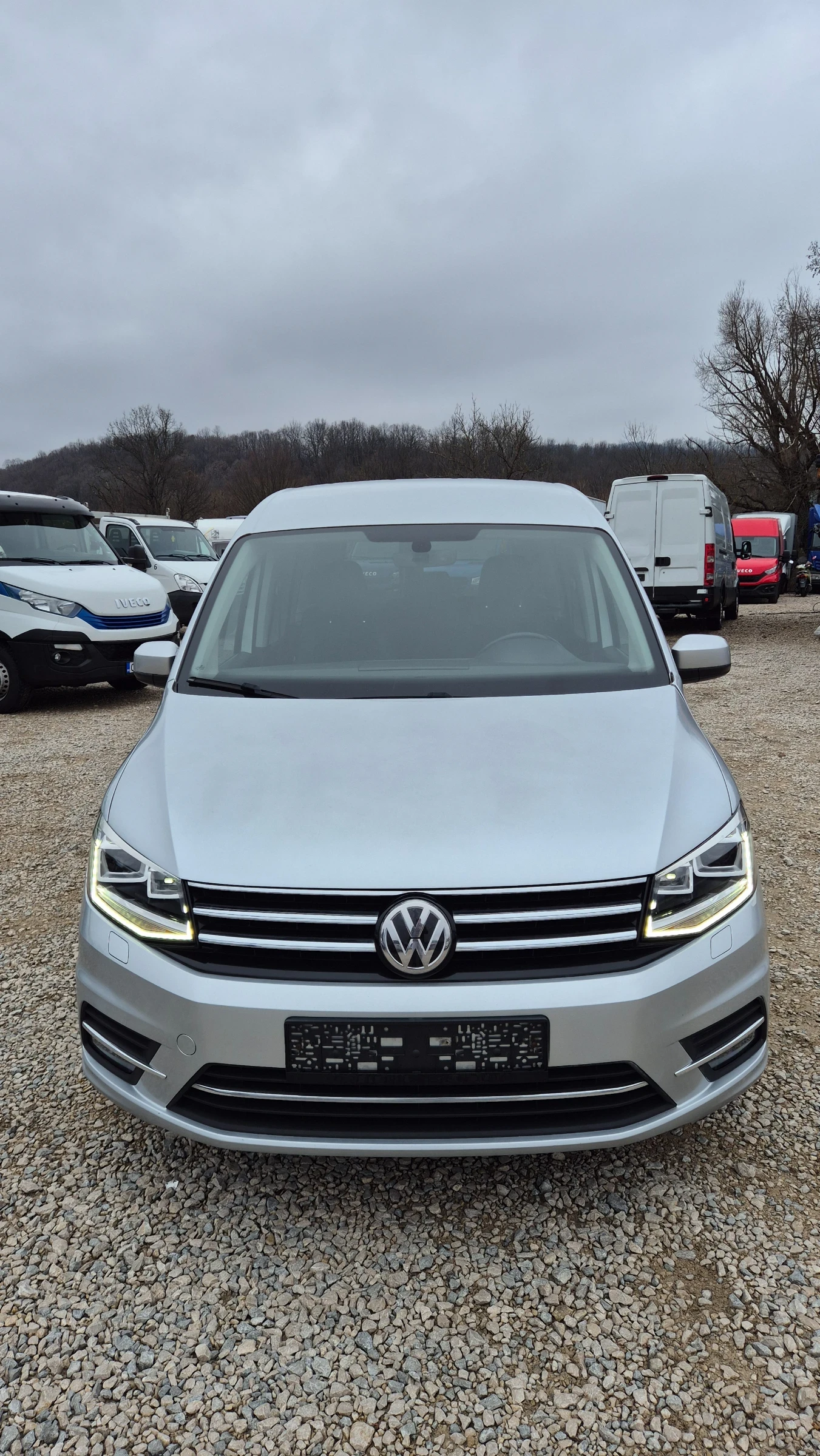 VW Caddy 2.0TDi* DSG* NAVI* AC*  - изображение 2