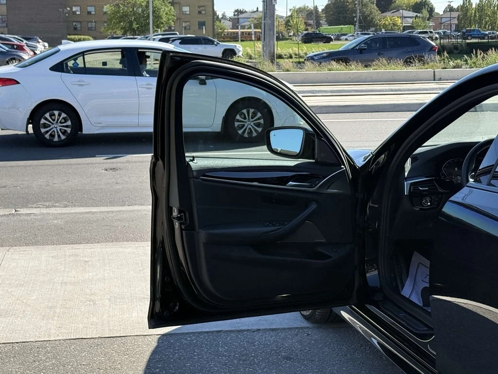 BMW 540 * xDrive * CARFAX * ��� ������������ ������ | Mobile.bg � ����������� 13