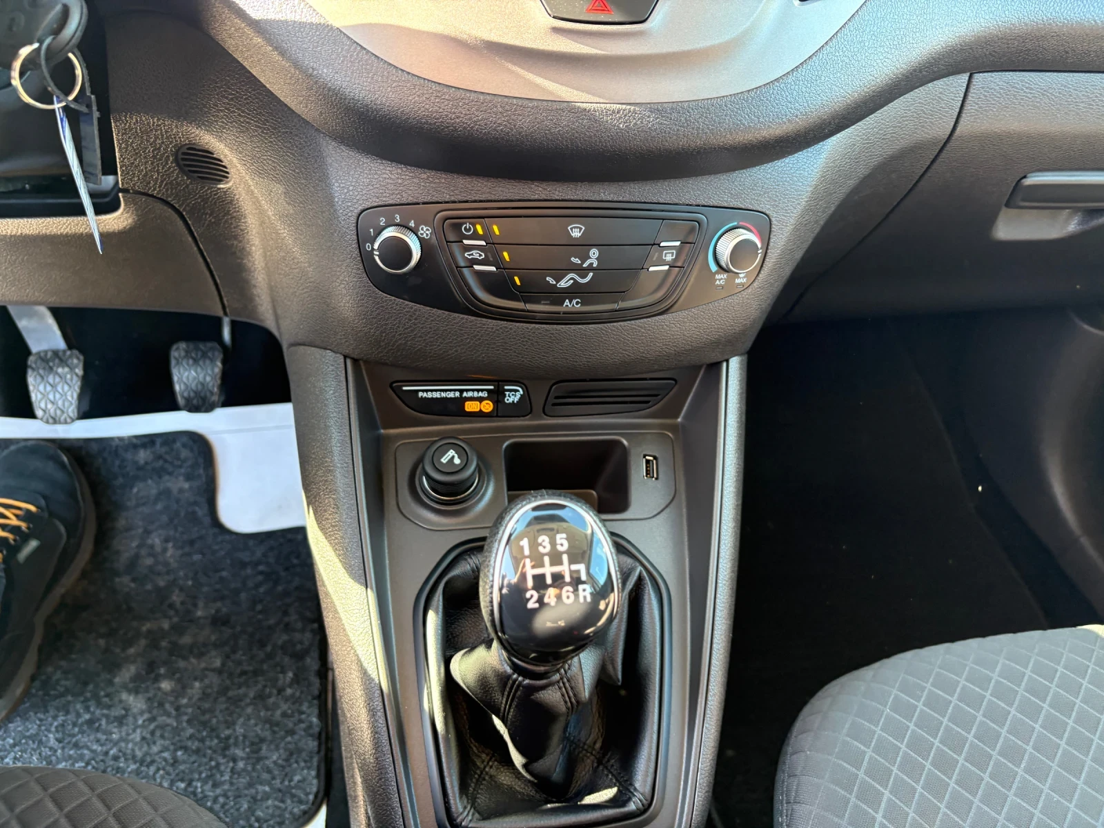 Ford Courier 1.5tdci-�����-3��. | Mobile.bg � ����������� 16