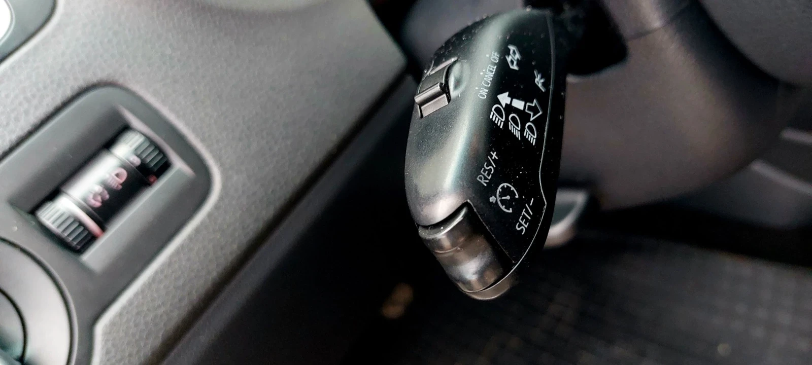 VW Polo LIFE FACELIFT 1.6TDI 90�.�. | Mobile.bg � ����������� 12