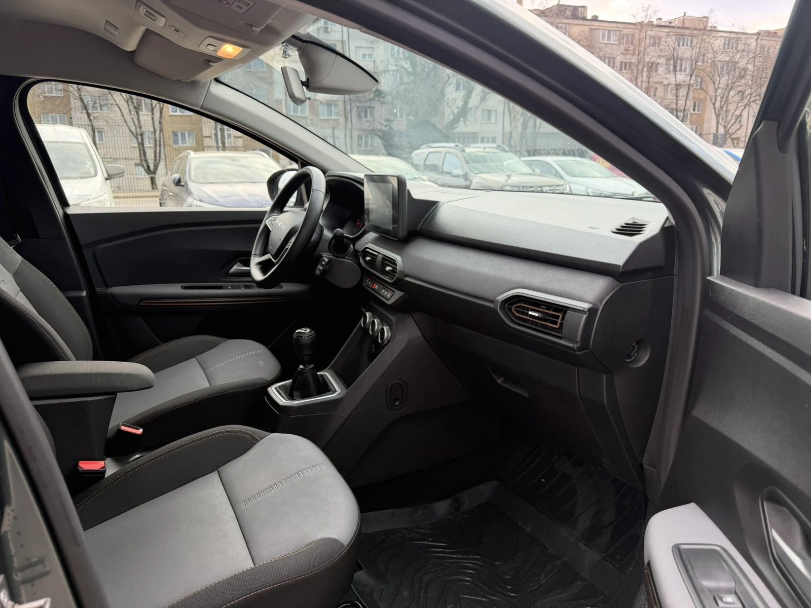 Dacia Sandero 1.0TCe/91к.с /Газ/Бензин/Extreme - изображение 9