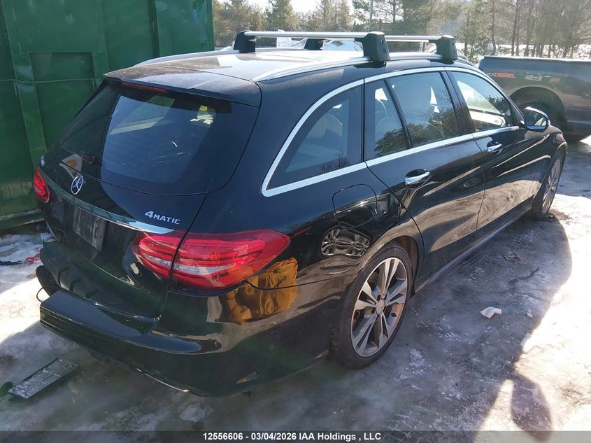 Mercedes-Benz C 300 AMG* 4MATIC* Панорама* Памет* Подгрев* 2 ключа - изображение 4