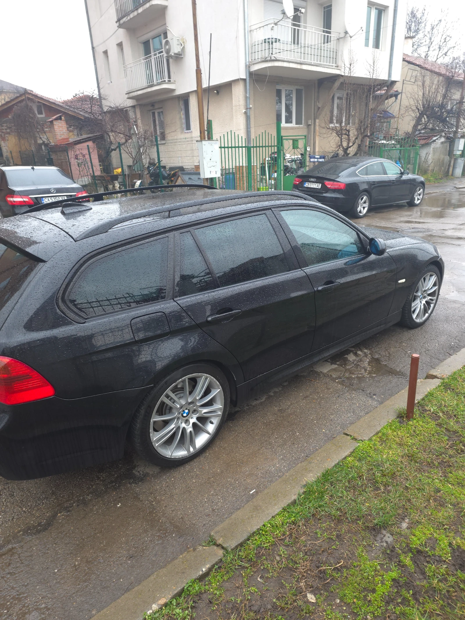 BMW 335 Комби, снимка 14 - Автомобили и джипове - 53822548