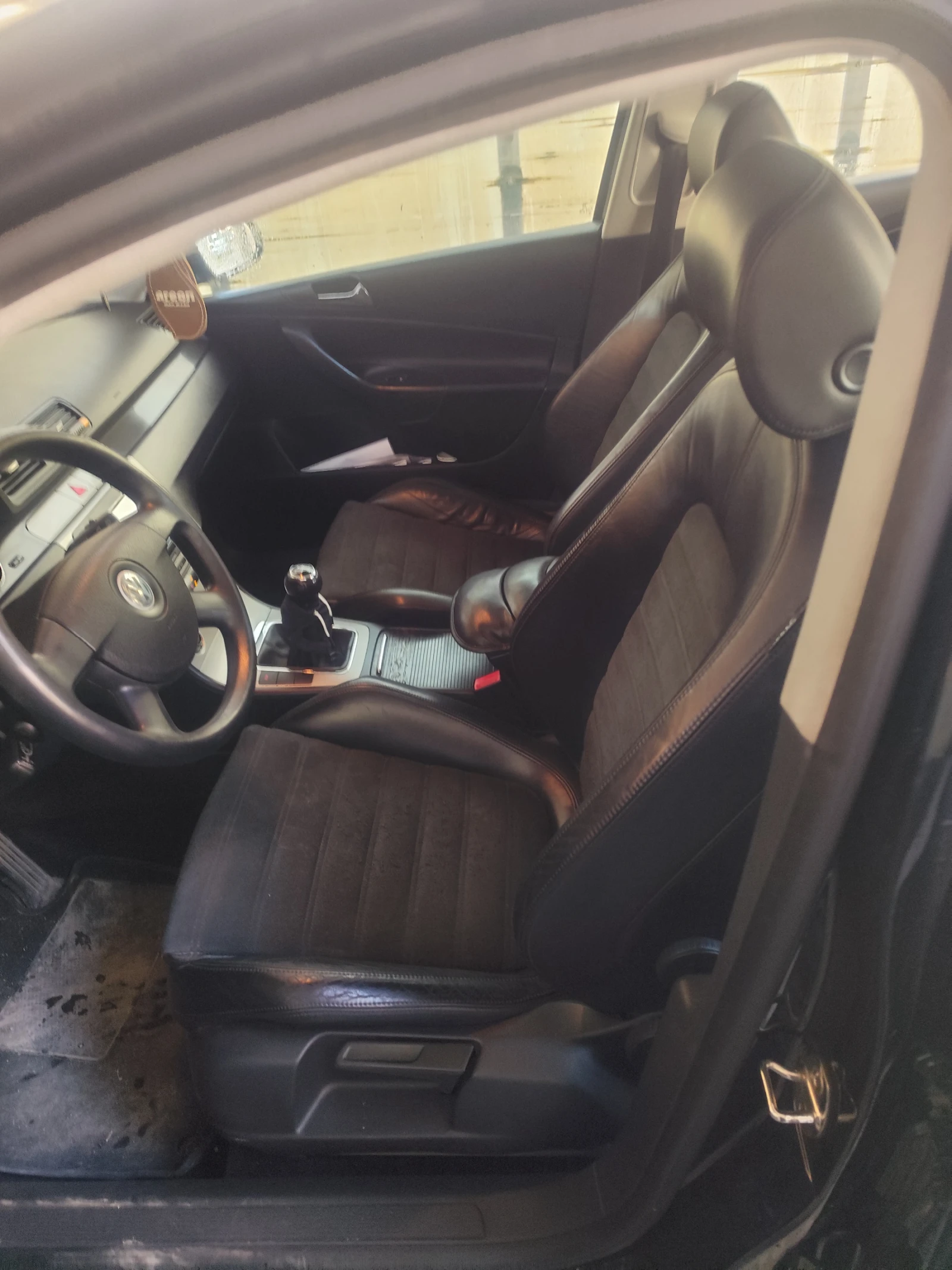 VW Passat 2, 0 TDI, снимка 8 - Автомобили и джипове - 53859684