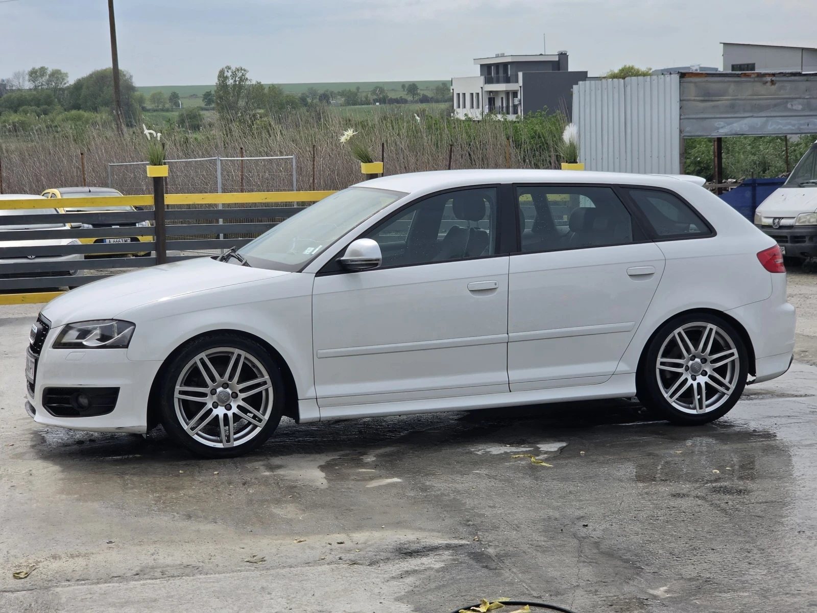 Audi A3 2.0tfsi S3, снимка 15 - Автомобили и джипове - 54482922