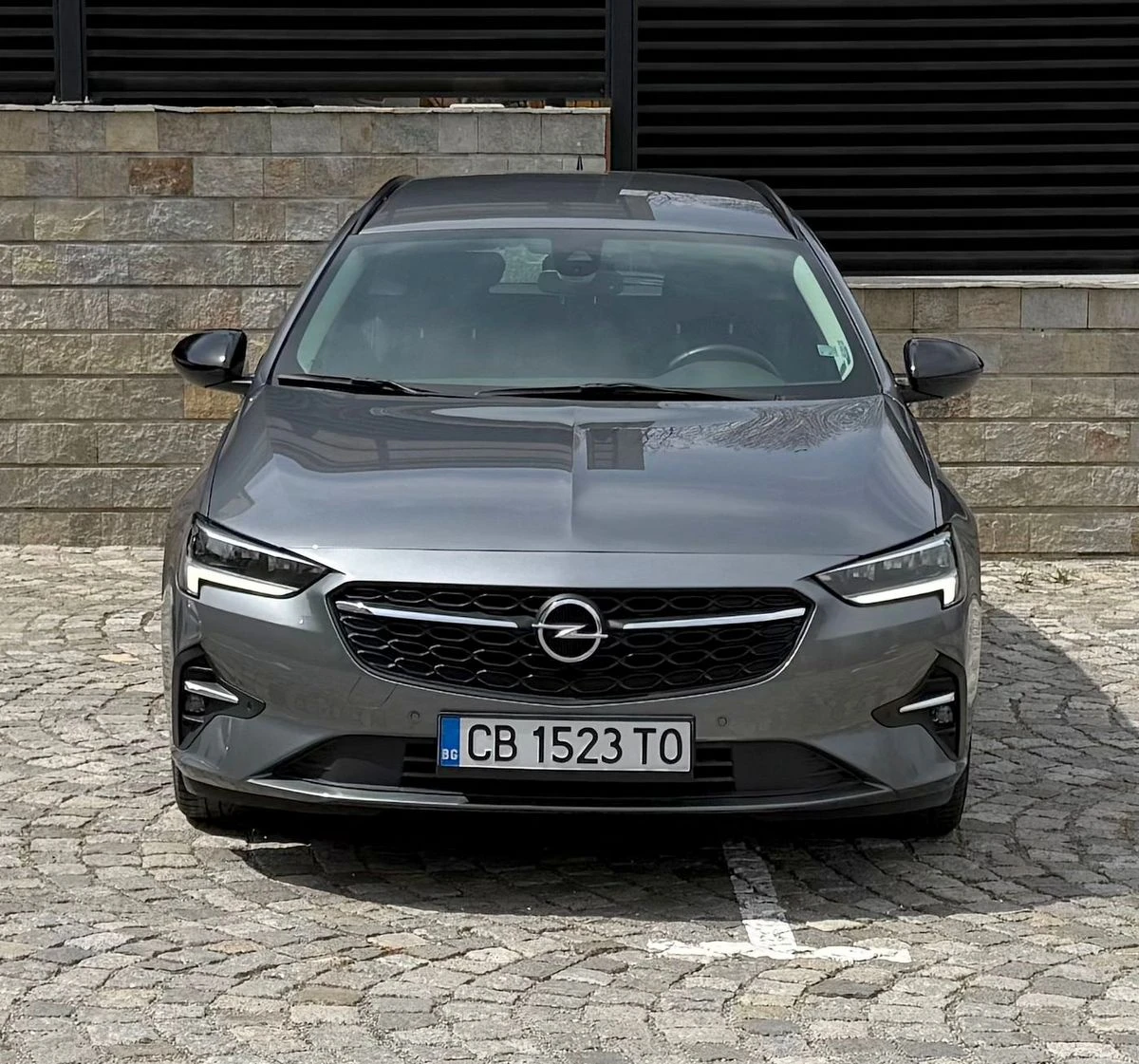 Opel Insignia 1.5 D Facelift Automatic Sport Tourer Business, снимка 3 - Автомобили и джипове - 54196522