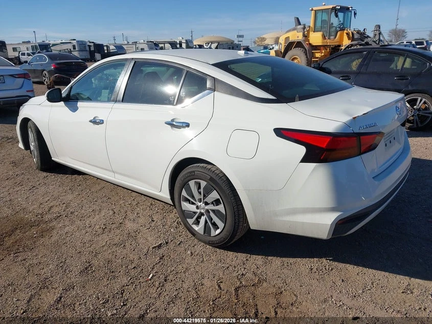 Nissan Altima 2.5l S Fwd, снимка 3 - Автомобили и джипове - 54214634