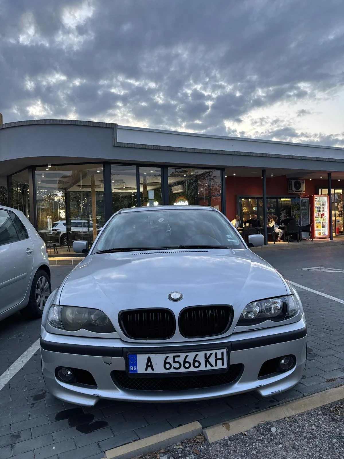 BMW 318 E46, снимка 5 - Автомобили и джипове - 54459644