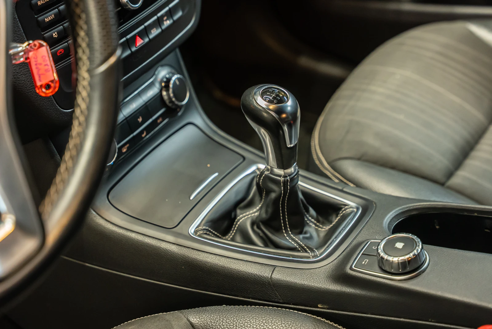 Mercedes-Benz B 200, снимка 11 - Автомобили и джипове - 54412407