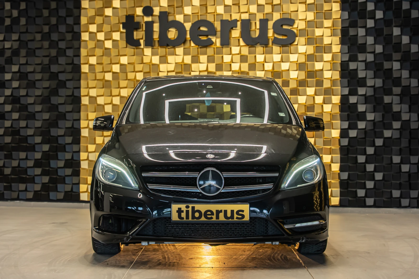 Mercedes-Benz B 200, снимка 3 - Автомобили и джипове - 54412407