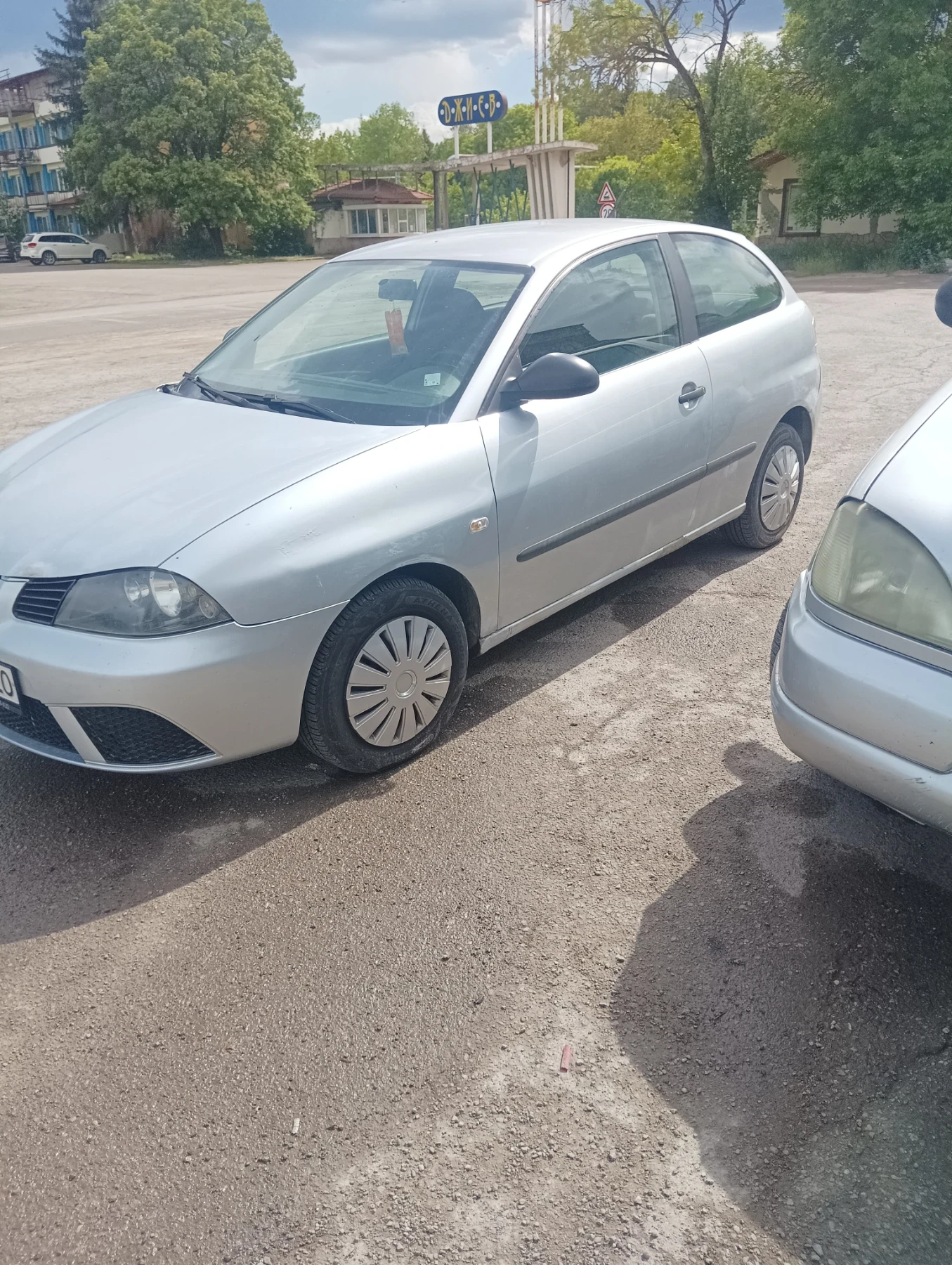 Seat Ibiza, снимка 5 - Автомобили и джипове - 54525945