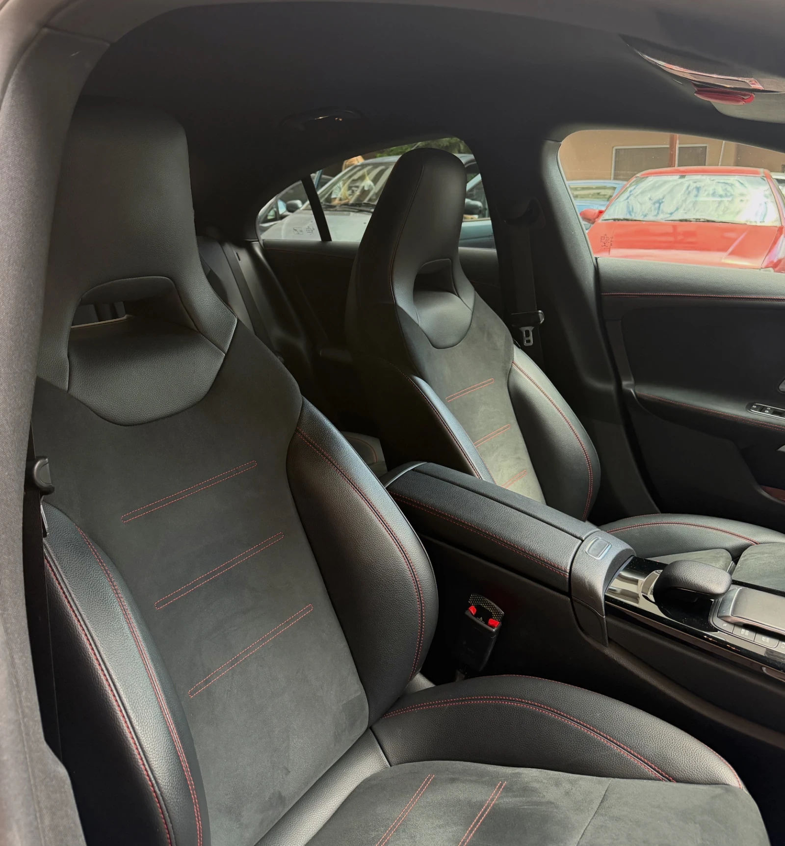 Mercedes-Benz CLA 200 AMG* KAMERA* AMBIENT* DISTR* CAR PLAY* NIGHT* , снимка 7 - Автомобили и джипове - 54566054