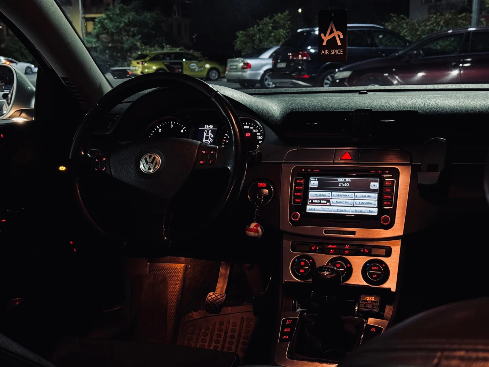 VW Passat, снимка 9 - Автомобили и джипове - 55269168