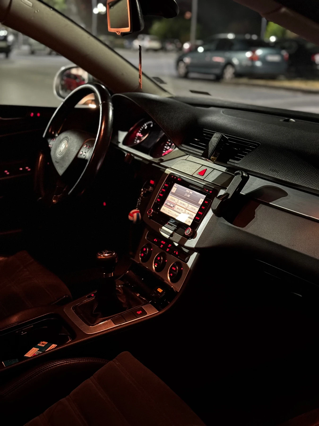 VW Passat, снимка 7 - Автомобили и джипове - 55269168