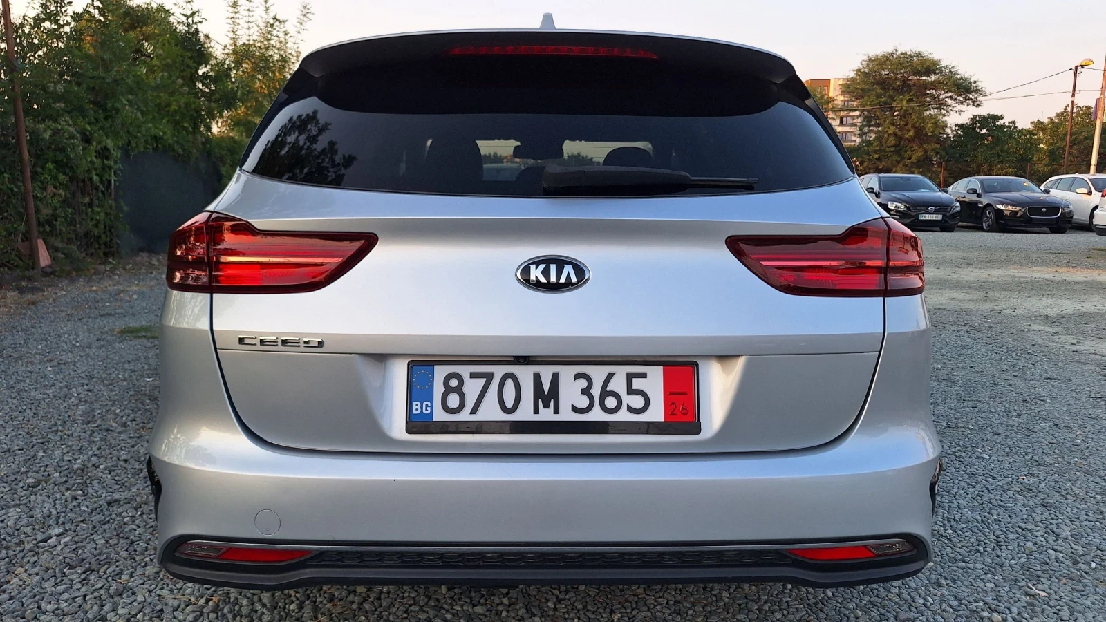 Kia Ceed 1.6-136кс.ВСИЧКИ ЕКСТРИ, снимка 5 - Автомобили и джипове - 55580220