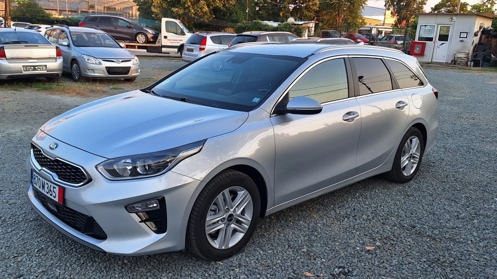 Kia Ceed 1.6-136кс.ВСИЧКИ ЕКСТРИ