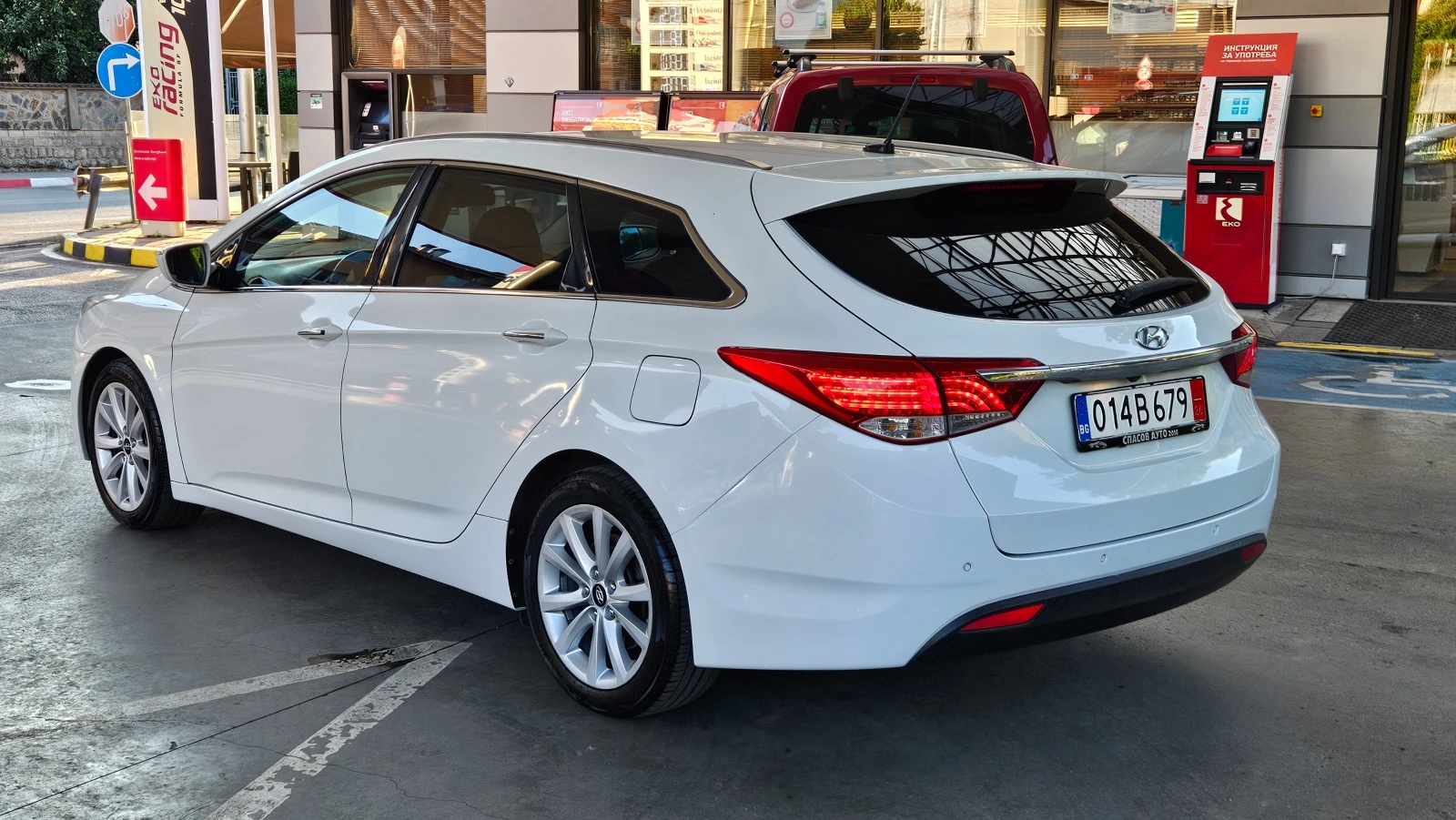 Hyundai I40 1.7 Crdi NAVIG/KLIMATRON/TOP SUSTOQNIE, снимка 4 - Автомобили и джипове - 55592959