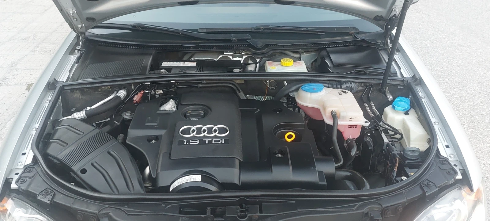 Audi A4 1.9TDI 116 NAVI XENON, снимка 12 - Автомобили и джипове - 55683277