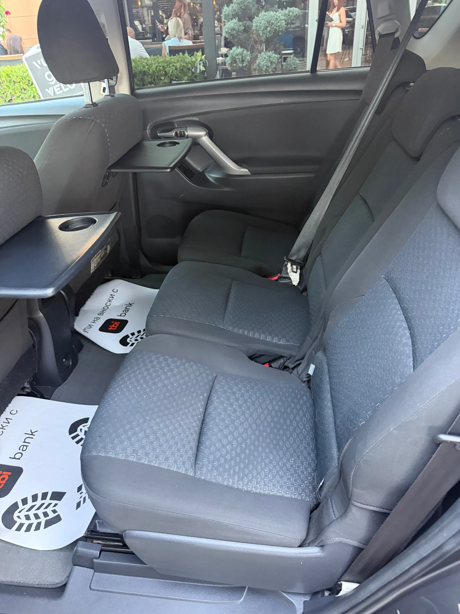 Toyota Verso 2.0 D-4D 126hp 7месна, снимка 10 - Автомобили и джипове - 55773124