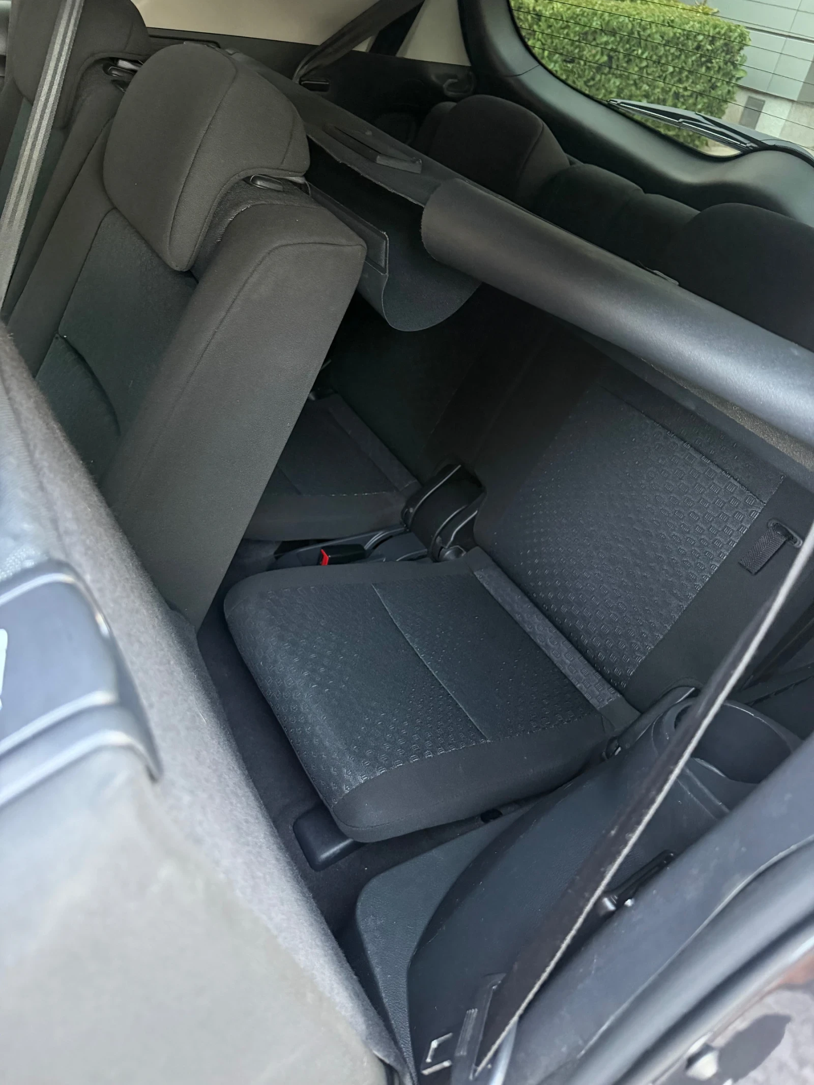Toyota Verso 2.0 D-4D 126hp 7месна, снимка 11 - Автомобили и джипове - 55773124