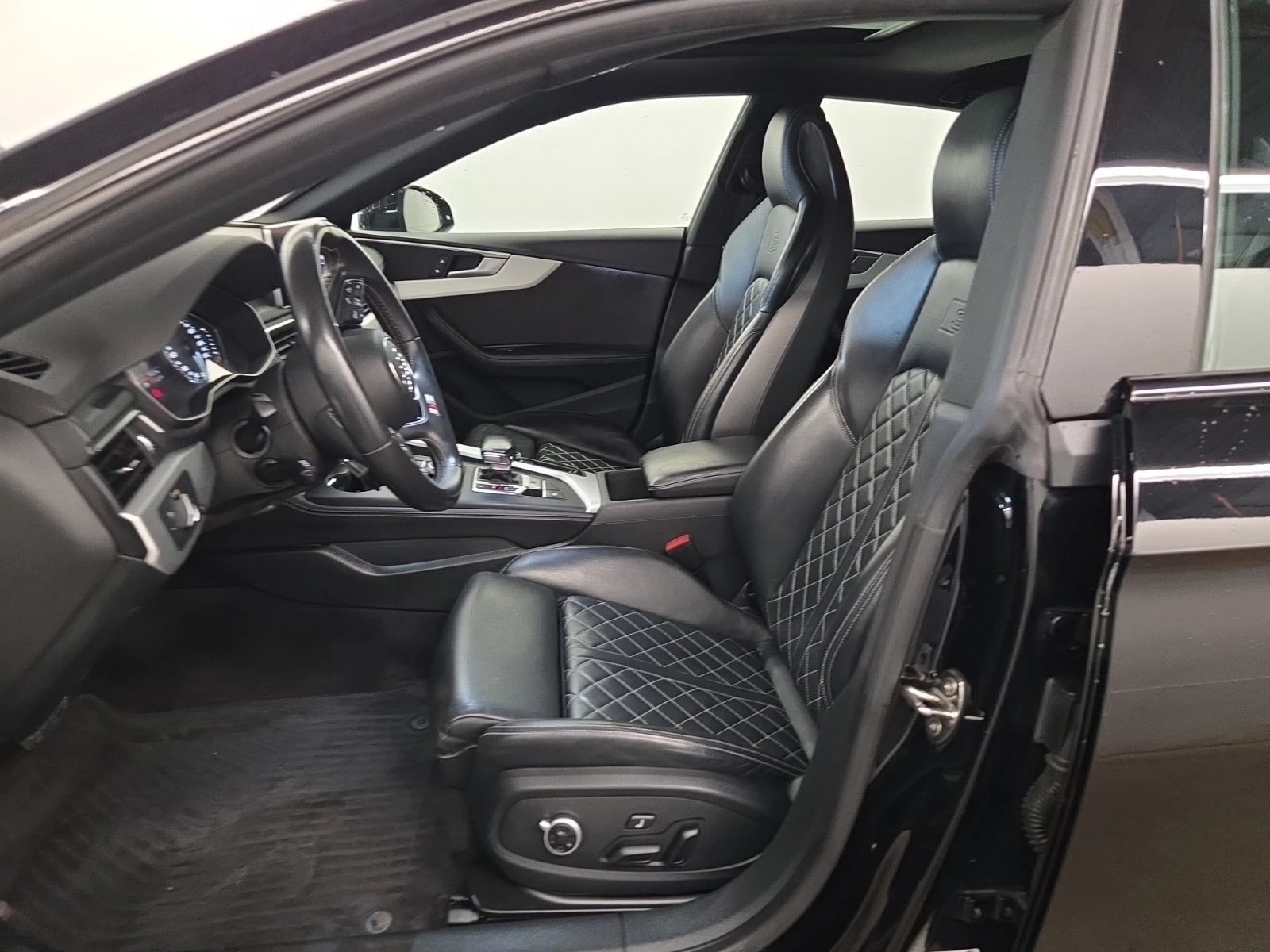 Audi S5 3.0T * PROGRESSIV * CARFAX * , снимка 6 - Автомобили и джипове - 56003070