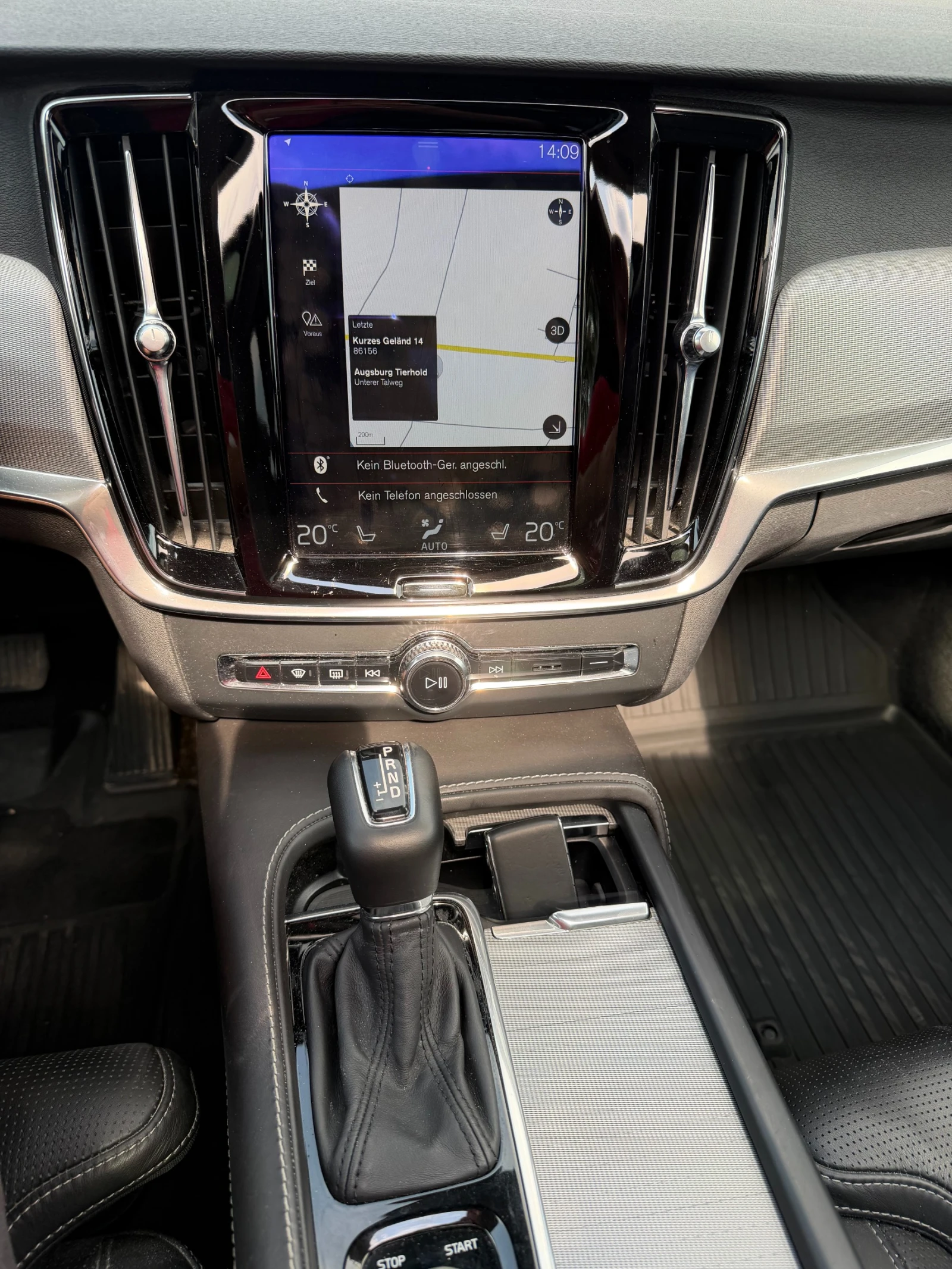 Volvo V90 2.0D5 AWD AVTOMAT/NAVI/KOJA/KAMERA/PANORAMA EURO 6, снимка 15 - Автомобили и джипове - 56166110