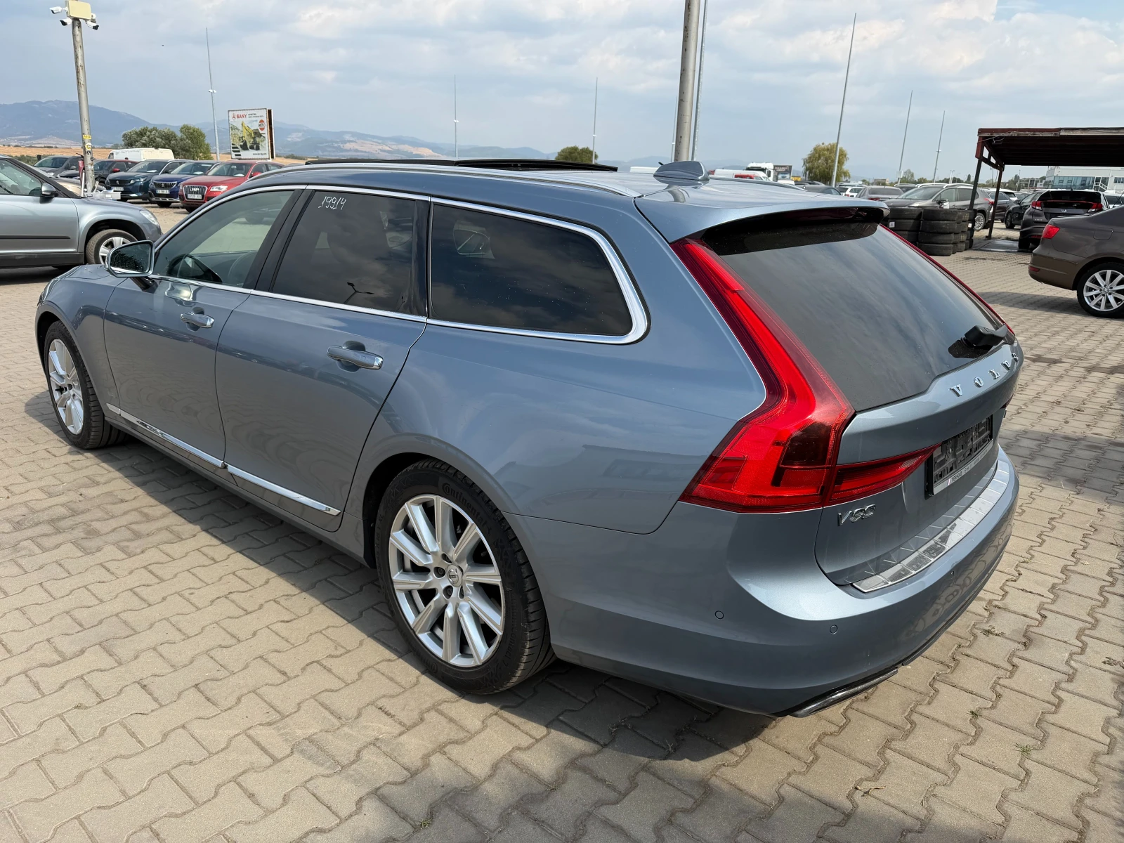 Volvo V90 2.0D5 AWD AVTOMAT/NAVI/KOJA/KAMERA/PANORAMA EURO 6, снимка 7 - Автомобили и джипове - 56166110