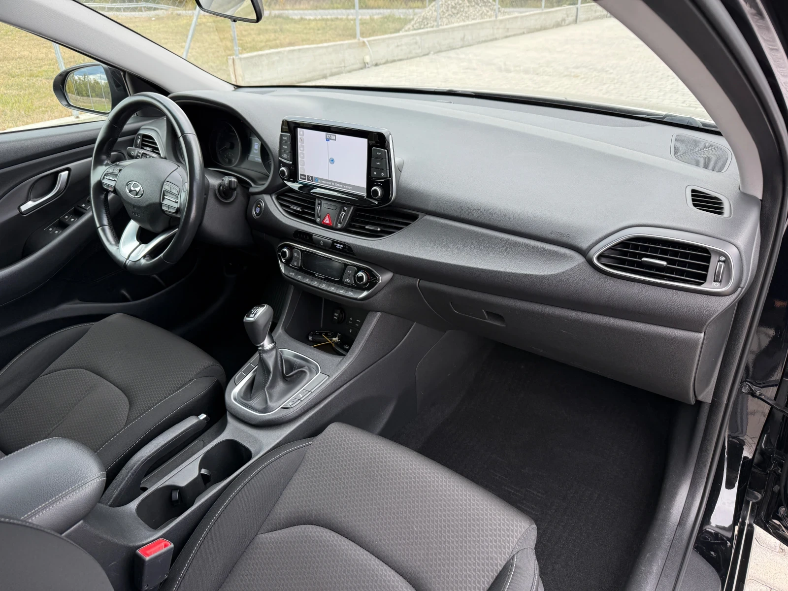 Hyundai I30 1.0T-GDI NAVI CAMERA | Mobile.bg � ����������� 12