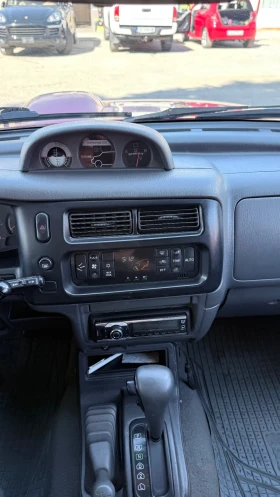 Mitsubishi L200 Дизел Автоматик Климатроник, снимка 8