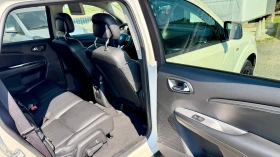 Fiat Freemont 25хил.км. !!! AWD 2.0d Внос Швейцария! DVD! TOP!!!, снимка 12