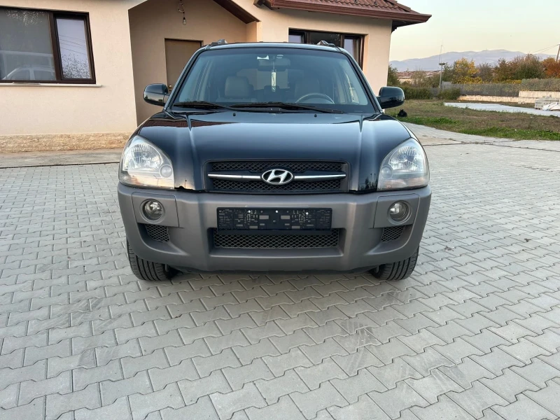 Hyundai Tucson 2.0 Disel 4x4 Made in Italy, снимка 1 - Автомобили и джипове - 47752743