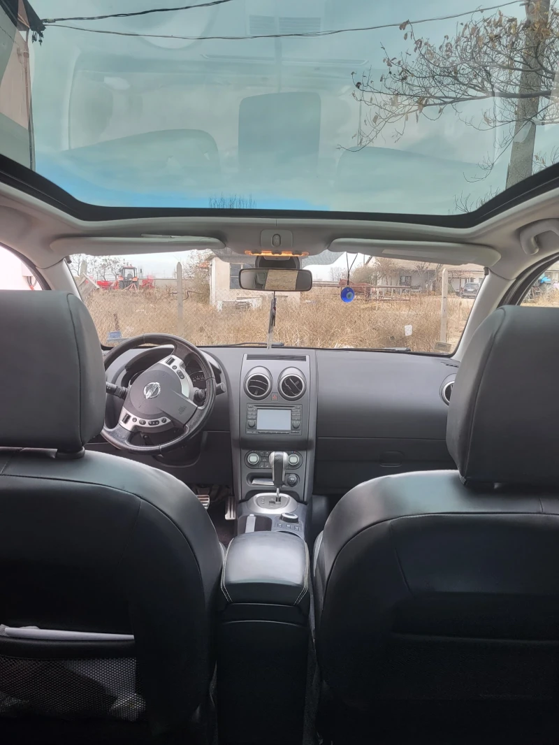 Nissan Qashqai, снимка 6 - Автомобили и джипове - 48096618