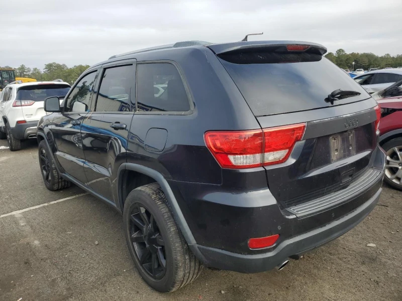 Jeep Grand cherokee 5.7 HEMI AWD * Laredo, снимка 2 - Автомобили и джипове - 48630857