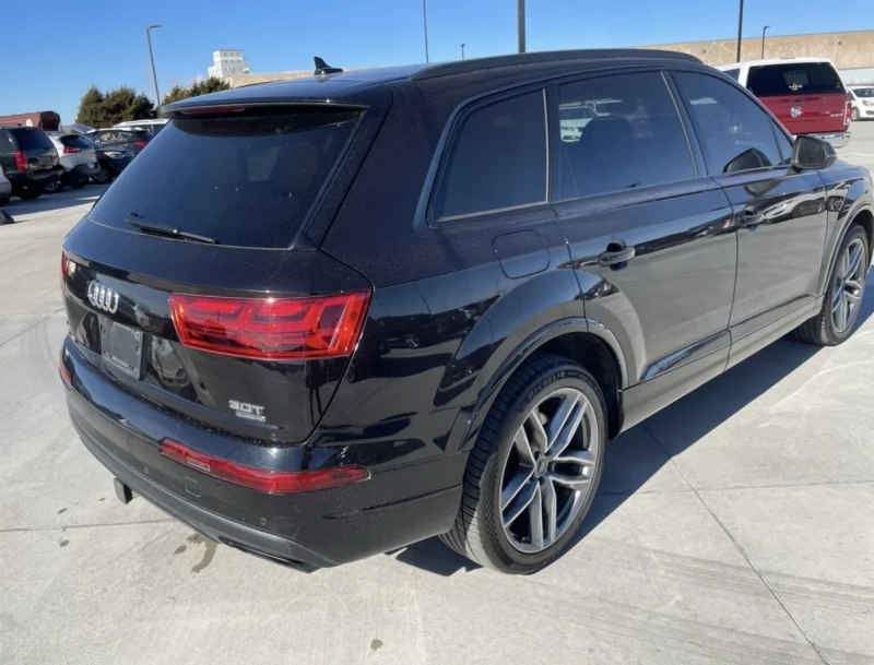 Audi Q7 Black optic* Prestige* 360* Bose* Вакум* Обдухване, снимка 9 - Автомобили и джипове - 48803185