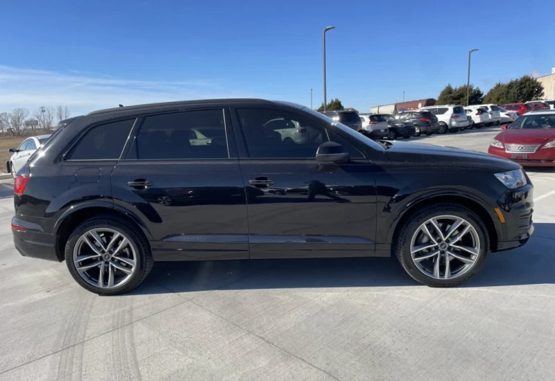 Audi Q7 Black optic* Prestige* 360* Bose* Вакум* Обдухване, снимка 11 - Автомобили и джипове - 48803185