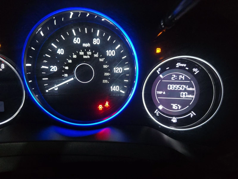 Honda Hr-v Sport, снимка 9 - Автомобили и джипове - 52587676