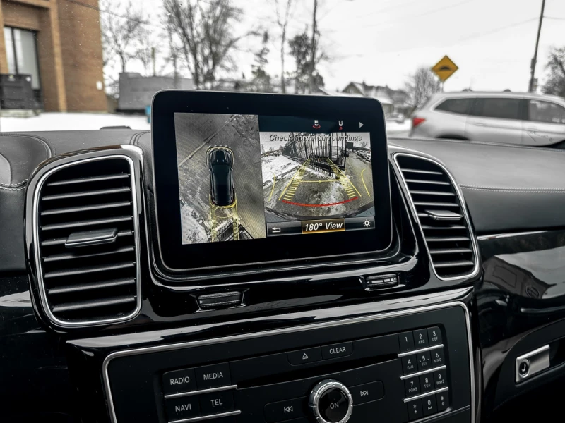 Mercedes-Benz GLE 63 S AMG CARFAX* АВТОФИНАНСИРАНЕ* БЕЗ ПЪРВОНАЧАЛНА ВНОСКА* , снимка 12 - Автомобили и джипове - 52902695