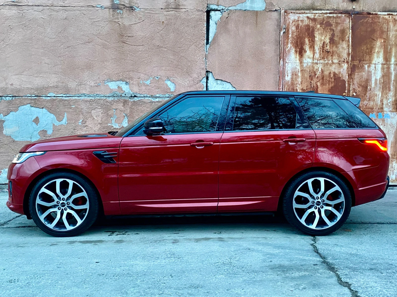 Land Rover Range Rover Sport  - изображение 2