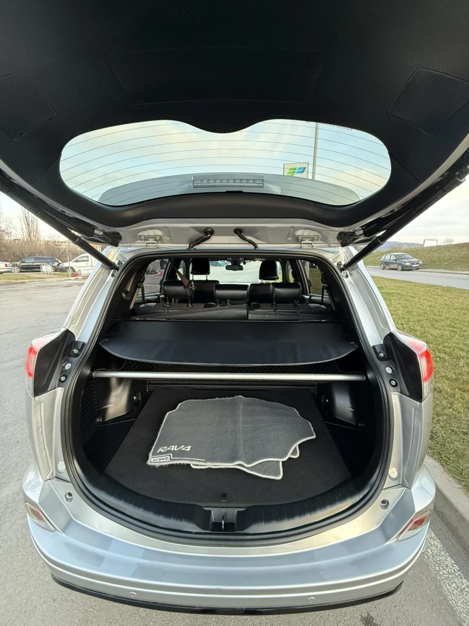 Toyota Rav4  HYBRID 2.5 BLACK EDITION ���� | Mobile.bg � ����������� 13