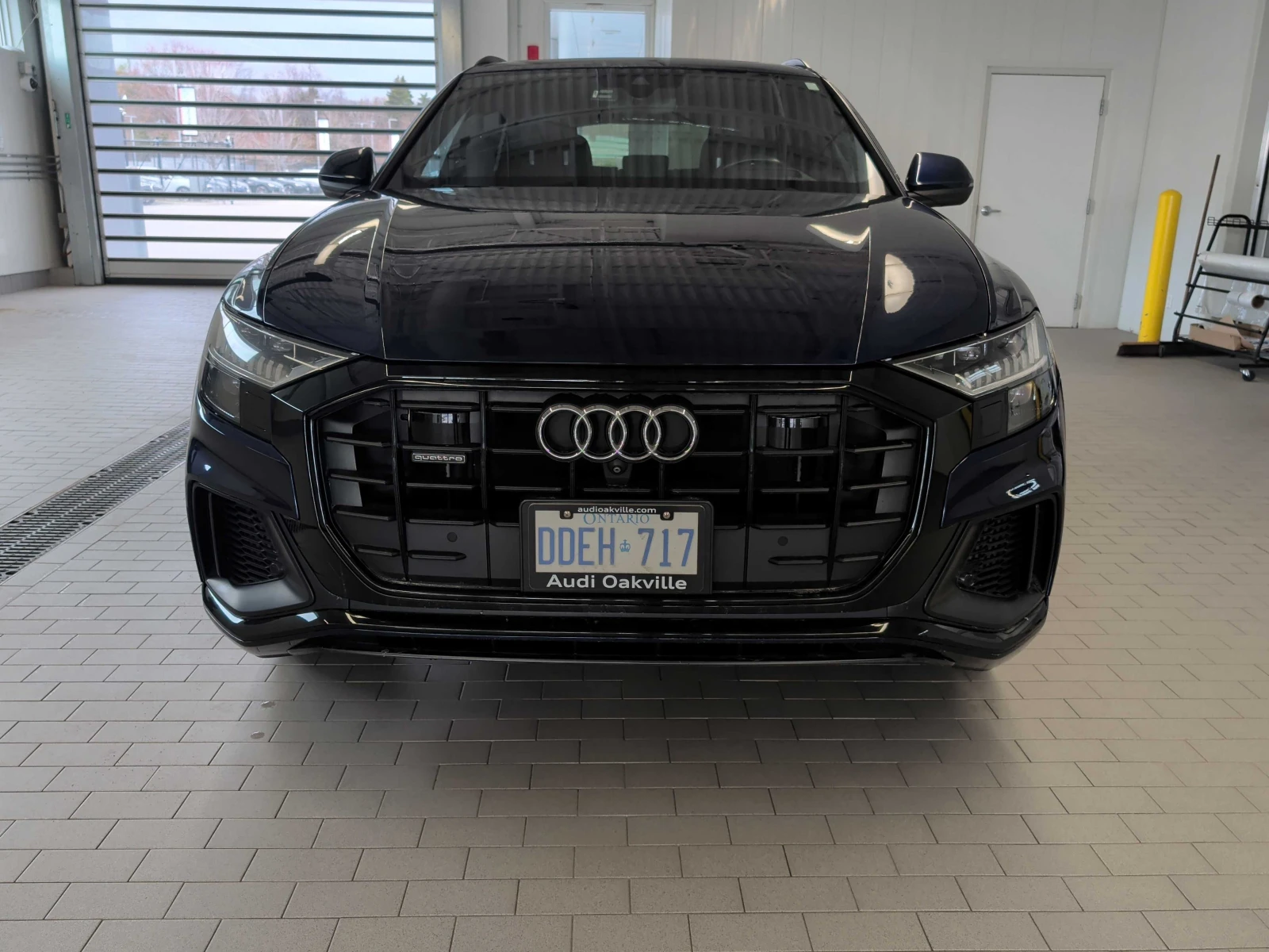 Audi Q8 TECHNIK/SLINE/360/BLACKOPTIC/B&O/, снимка 2 - Автомобили и джипове - 53938169