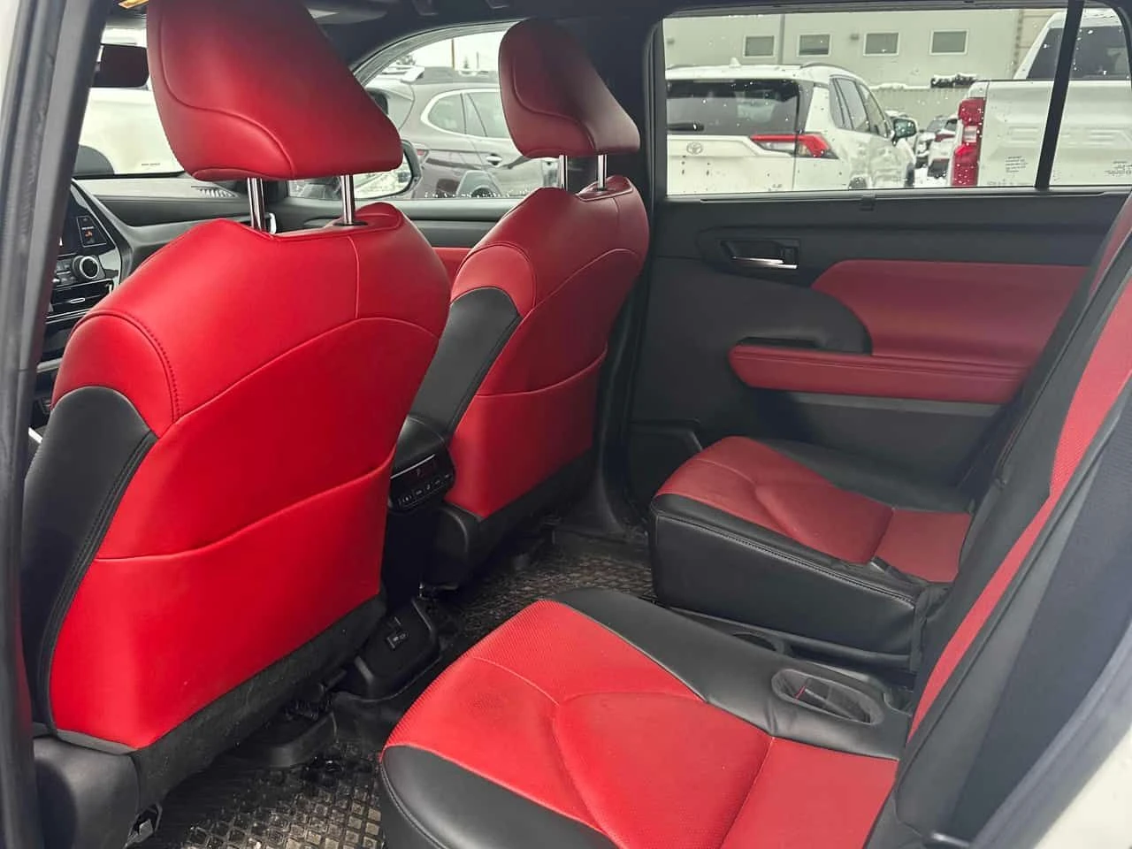 Toyota Highlander * XSE AWD * 2 КЛЮЧА* ПАНО* ПОДГРЕВ* , снимка 10 - Автомобили и джипове - 53991903