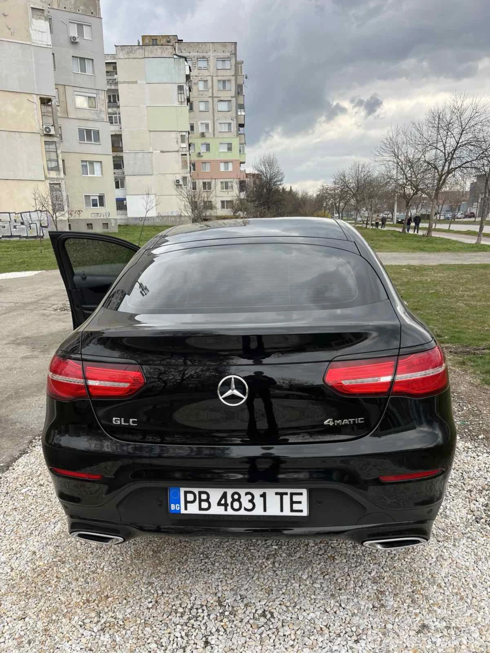 Mercedes-Benz GLC 250 Coupe, снимка 4 - Автомобили и джипове - 54006924