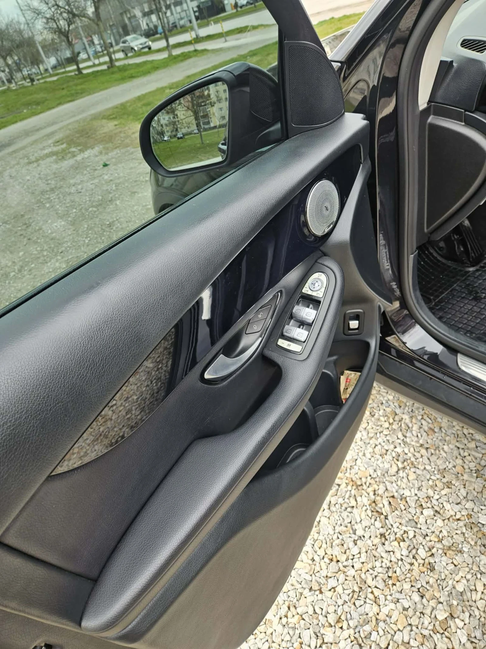 Mercedes-Benz GLC 250 Coupe, снимка 8 - Автомобили и джипове - 54006924