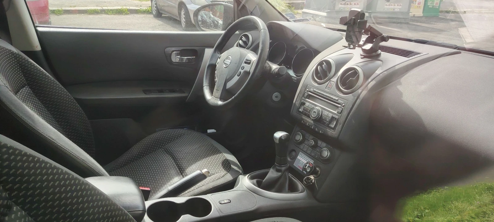 Nissan Qashqai, снимка 2 - Автомобили и джипове - 54281968