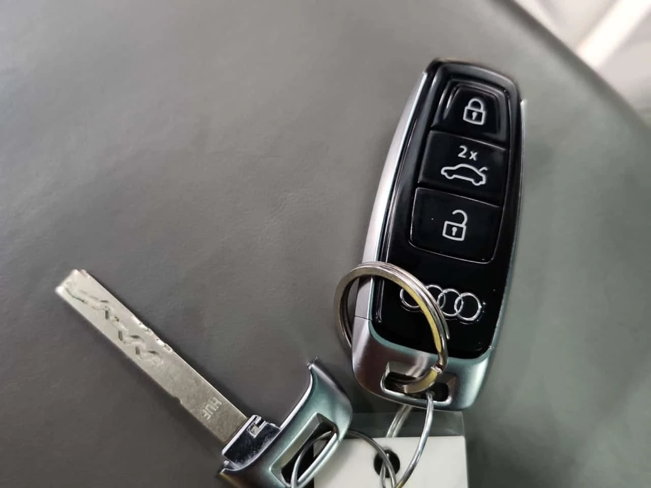 Audi Q7 | TECHNIK | DISTRONIC | ОБДУХВАНЕ | ПОДГРЕВ | , снимка 8 - Автомобили и джипове - 54297059