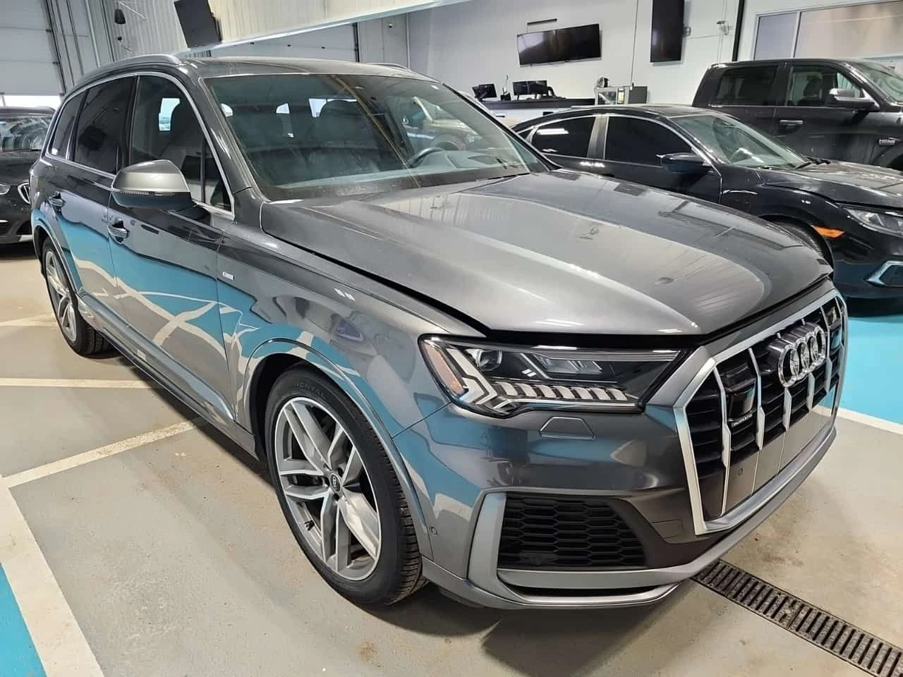 Audi Q7 | TECHNIK | DISTRONIC | ОБДУХВАНЕ | ПОДГРЕВ | , снимка 2 - Автомобили и джипове - 54297059