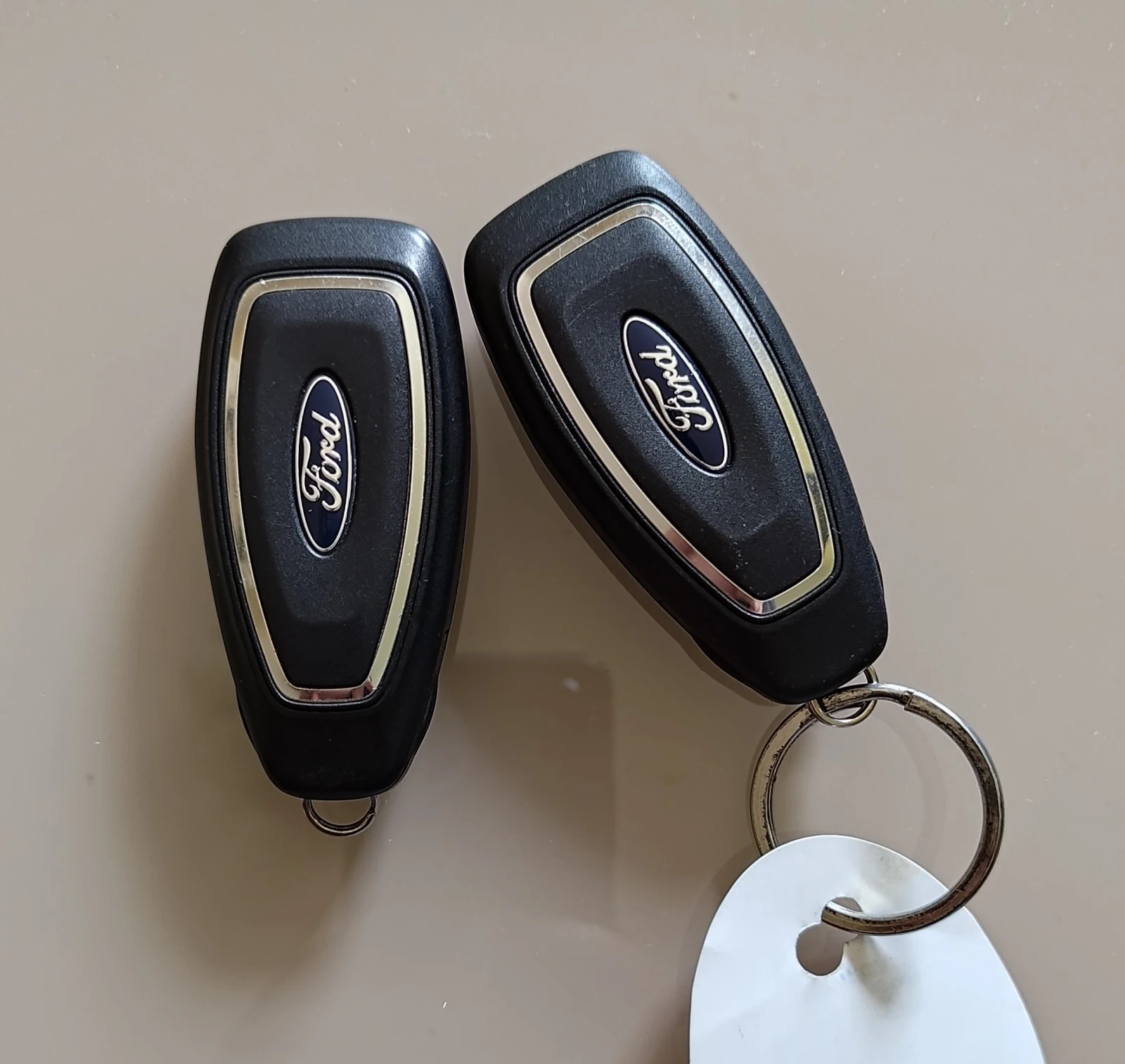 Ford Kuga, снимка 11 - Автомобили и джипове - 54667202