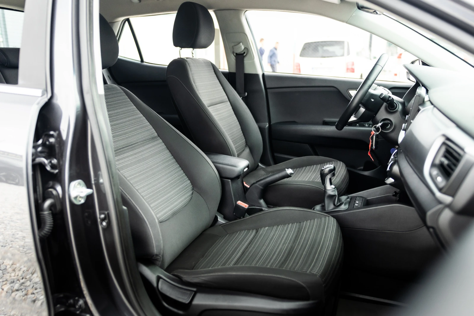 Kia Stonic 1.4::LPG::Style, снимка 13 - Автомобили и джипове - 56688157
